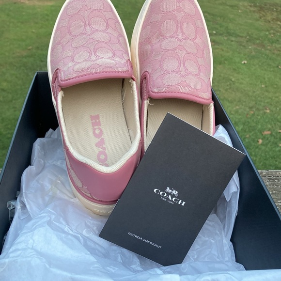 Coach Wells slip ons. Pink. - Picture 7 of 8